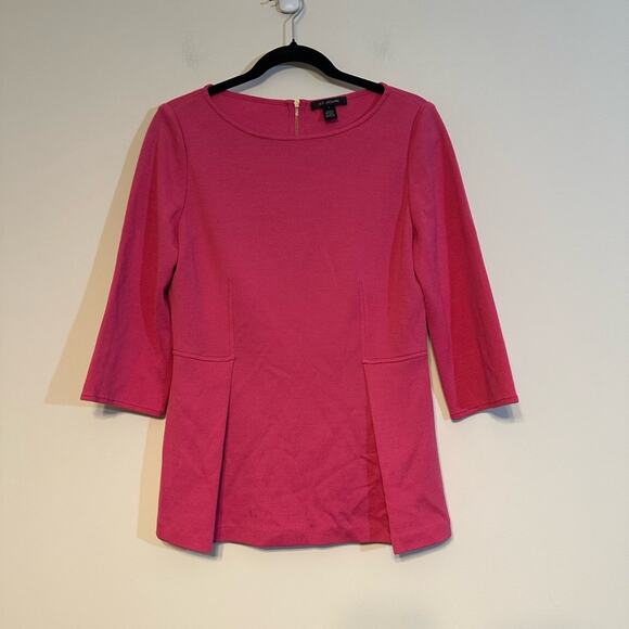 ST. JOHN Bateau Neckline Three-Quarter Sleeve Blouse Size 6 **flaw in picture** - Picture 1 of 8